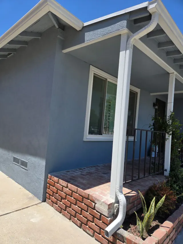 Electrical in Torrance: the finished front porch and entry of the home