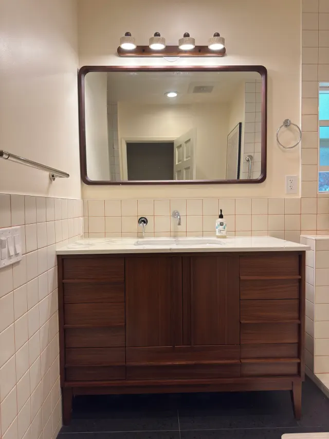 Mold remediation in Sherman Oaks